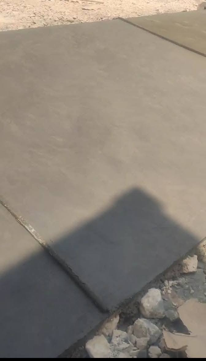 السلام عليكم
يوجد كادر حفر رصف صب ناعم خشن 
حديثه نواحيها 
تنصيف بيوت حفر رصف حدل صب بيوت بيتونات صحيات خارجيه رباطات نكر صحيات نقل تصعيد مواد 
الي يحب نصبله يتفضل خاص او تصال ***********
