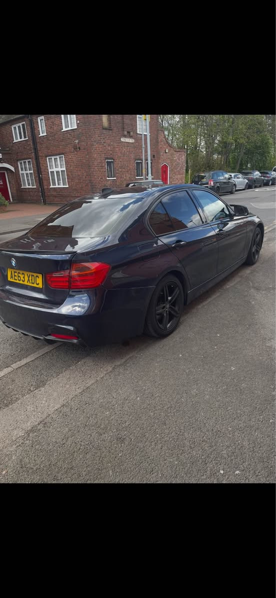 Bmw 3 series 2014
It comes with 2L diesel engine 
Only done 186000
I just have done service on it all is perfect from the cars nothing wrong with it 
Viewings can be arranged Birmingham, West Midlands


**إذا كنت صاحب هذا الإعلان وتريد حذفه لأي سبب، رجاءا أرسل رسالة إلى الدعم الفني**