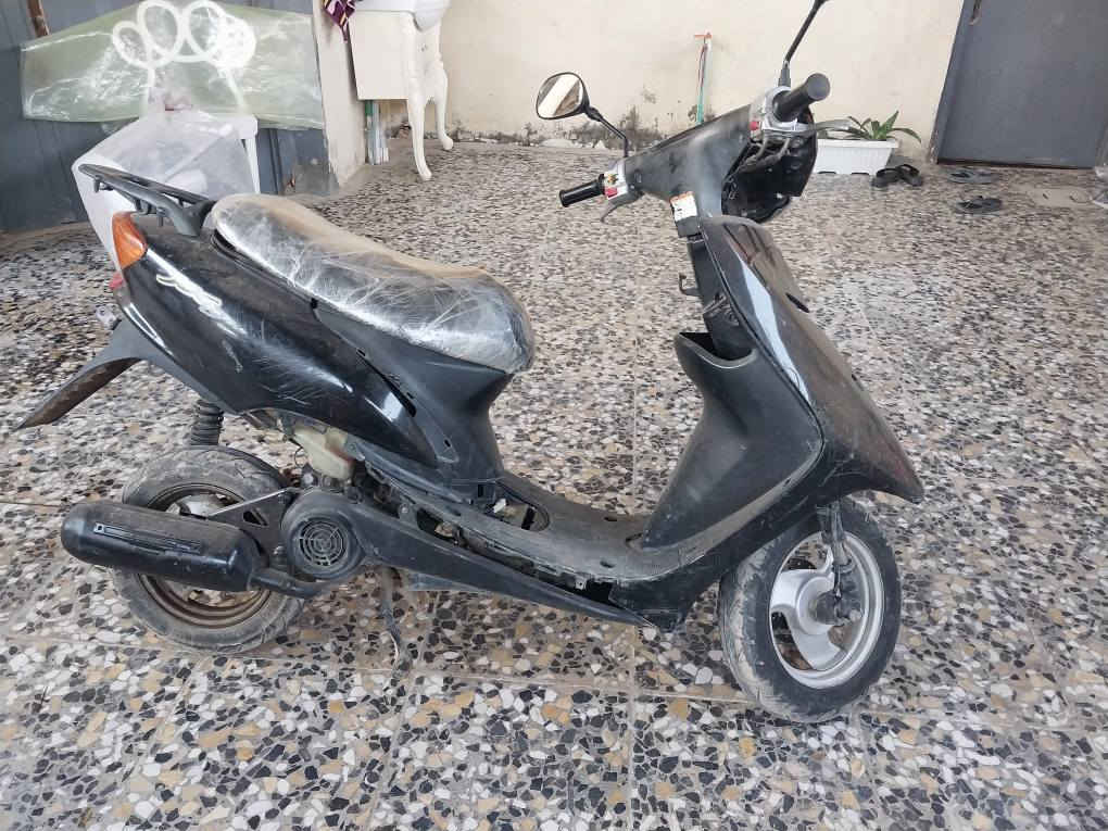 السلام عليكم دراجه ستين نضيفه العنوان  بغداد فلكه سلمان السعر 225 وبيه مجال 
رقم الهاتف ***********
