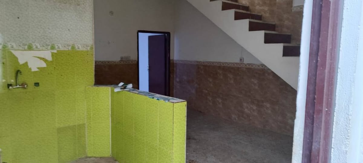 بيت للمراوس  للبيع 60 متر ركن منطقه 57 كلش قريب على شارع المكاتب يحتوي على غرفه وصاله ومطبخ واستقبال ب53 وبي مجال للاتصال ***********
