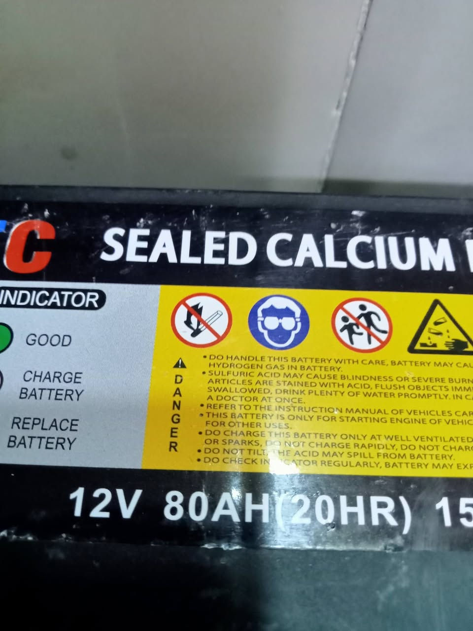 بطاريه للبيع حجم 80 امبير سعر ب 40 الف معه القديم ضمان اطيك بي عنواني بغداد جميله  *********** شرط ضمان ملاحظه ابيعلك مستخدم مستخدم
