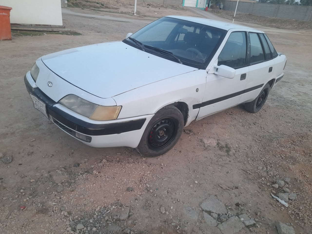 السلام عليكم... للبيع سياره اسبرو موديل 95،، السعر 28   مكان سياره راوه،،،رقم ***********
