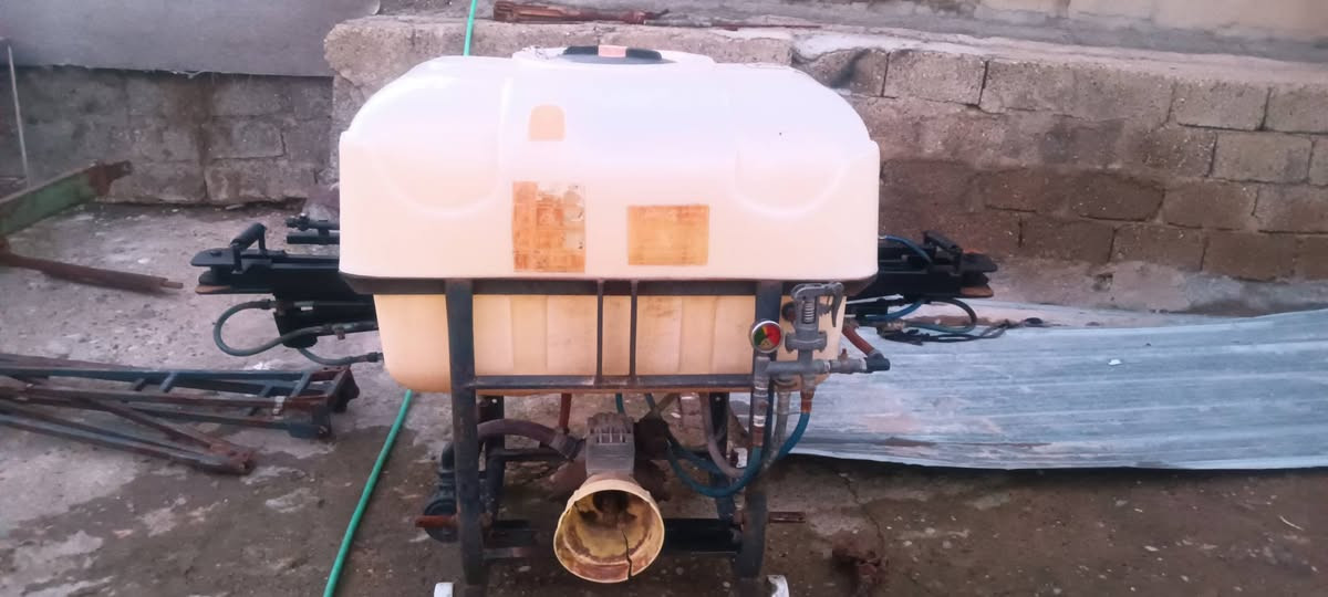 للبیع مرشە400لتری جاهز عل شغل گاردن بی سعری 350مجال مکان قضاء بردرش قریب موصل *********** ***********بی واتساب ڤایبڕ
