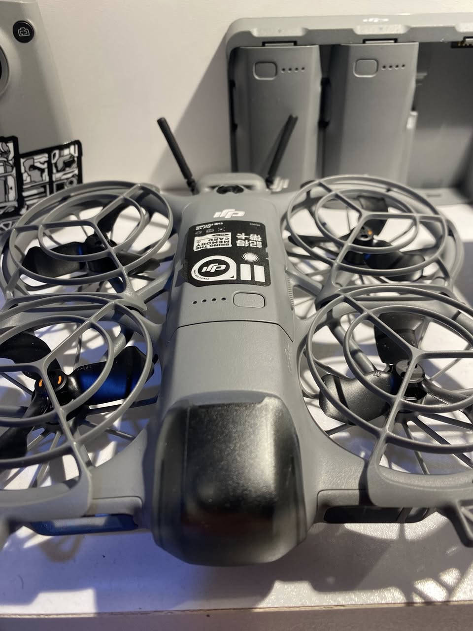 Dji neo 2  درۆنیکی پاک و تازەیە 
١٠ جار بەرزەوە بوا  
کۆمبۆیە هەموو شتیکی لەگەلە لۆک لۆکە  نزبەی خاوینی لە 100%100
نامە بنیرن یان پەیواندی بکەن 
گەیاندن کرکوک سلیمانه *********** 
620,000 هەزار دیناری العرقی
