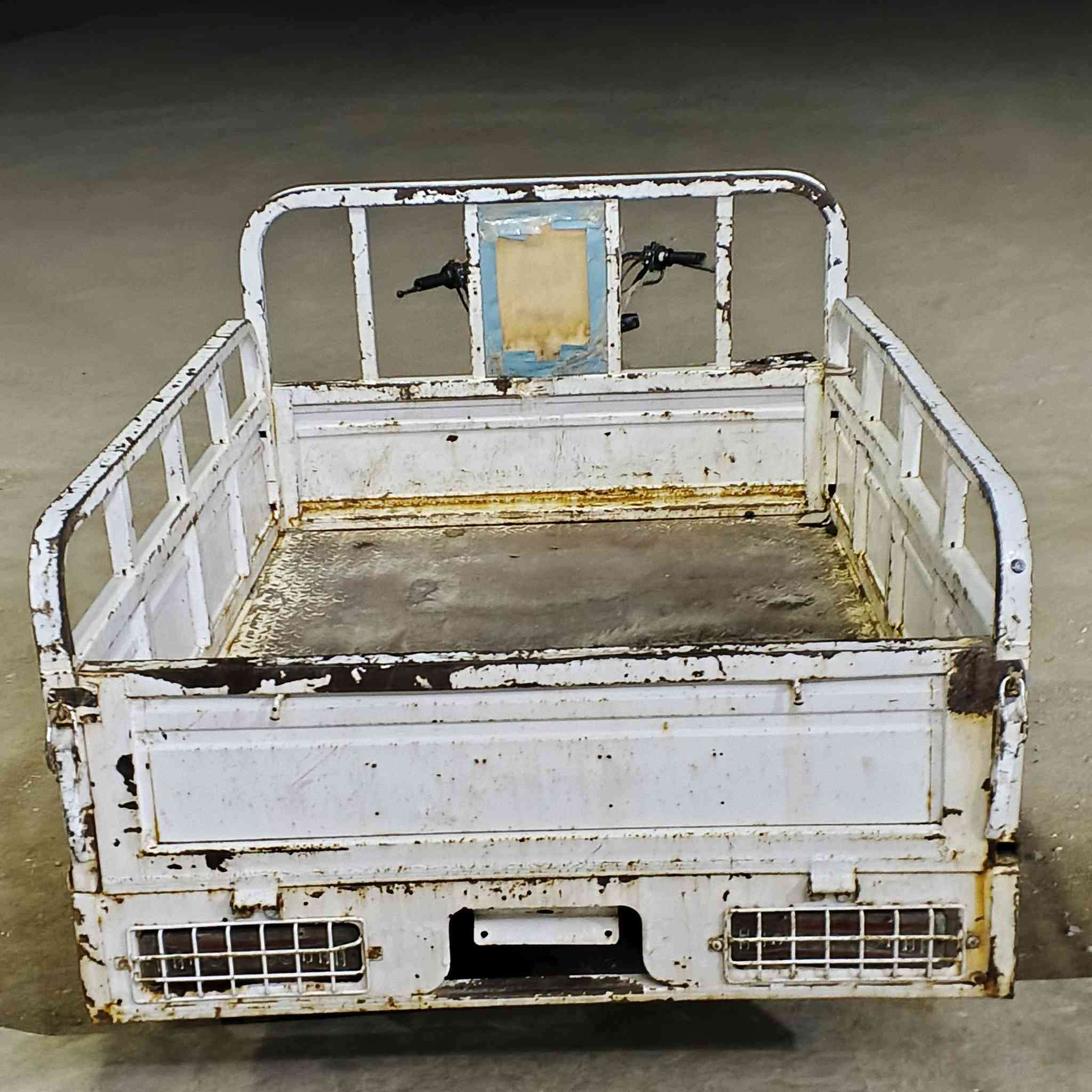 ستوته للبيع اوراق موديل 2020 الشاصي مكفول من لحيم مكينه خير من الله فقط عوزهة بس بستم السعر 1600 وبيهة مجال مكان ناصريه سيددخيل اتصل ع رقم وبيك خير وتدلل ***********
