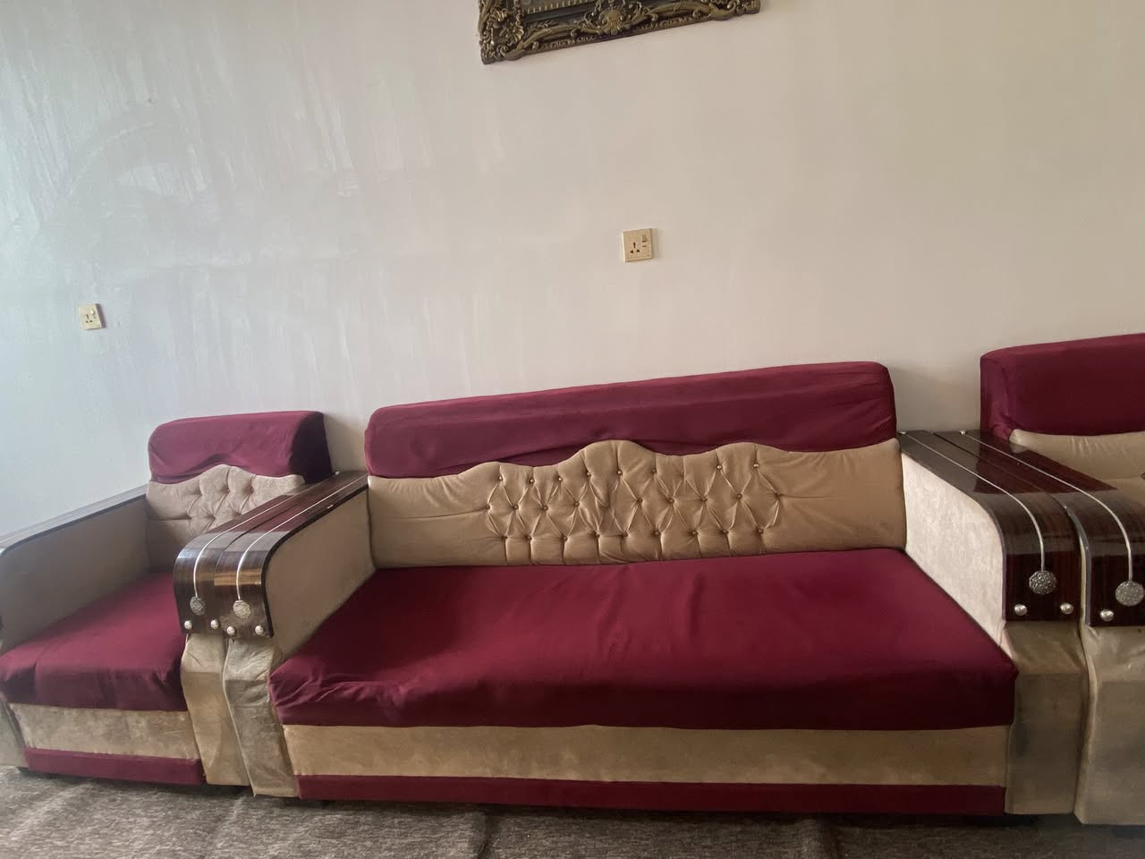 السلام عليكم تخم عشـ١٠ـر مقاعد   مابي اي كسر بس السفنج اشويه نازل يتعدل من جوه  السعر ١٥٠ الف وبي مجاال للشراي 
عنوان بغداد زعفرانيه


**إذا كنت صاحب هذا الإعلان وتريد حذفه لأي سبب، رجاءا أرسل رسالة إلى الدعم الفني**