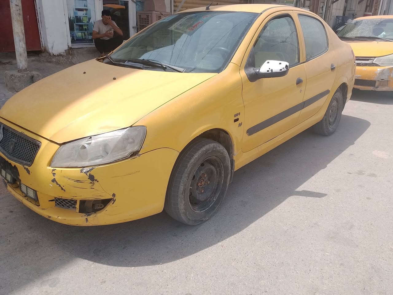 سمند رنا موديل 14كير مكينه تبريد جاهزات خير من الله كشر كدامك سياره عايزه صدر عليه غرامات 200الف وهيئه 170يعني ورقتين سعر 24نزل ورقتين من سعر بيك خير ودلل رقم بغداد راعيه بغداد مكان سياره بلكوت رقمي ***********
