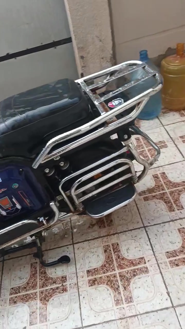 سلام عليكم دراجه الماسه اللبيع شلعه قويه شك الكاع او سرعه الدراجه99 السعر 850اوبيهه مجال او مراوس اب سكنس جبلي مكاني بغداد ابوغريب الشهداء


**إذا كنت صاحب هذا الإعلان وتريد حذفه لأي سبب، رجاءا أرسل رسالة إلى الدعم الفني**