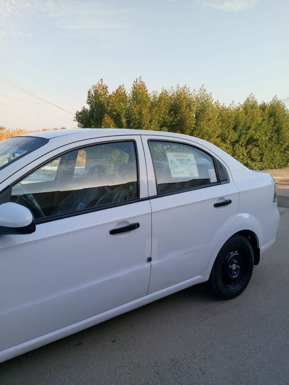 يالله من رخصة الادمن سياره شوفر ليت افيو وارد خليجي مكينه مفتوح موديل السياره 2011السياره ماشيه 173 الف حقيقي  رقم بغداد دولي تحويل جديد وارقام دولي السياره بيه صبغ ٣ قطع بدون دواخل فقط رش السياره كير ومكينه وحداديه وتخم تاير وتبريد وتدفئة وكهربائيات كله جاهزه مناقصه اي شي مكان السياره بابل المحاويل 
السياره معروضه ٧٤ وبيه مجال بسيط 
مكلف بالنشر فقط الاتصال على هذا الرقم 
***********
