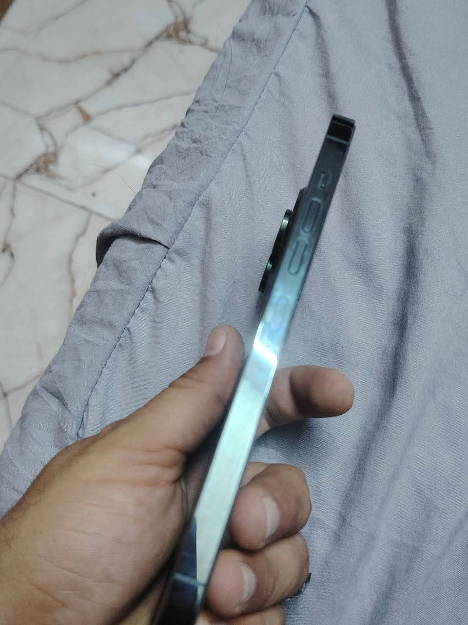 ايفون للبيع 13 برو ماكس ذاكرته 256 أمريكي تليفون كلشي مابي مامبدل بيه شي الوان زيتوني مكاني ميسان رقم *********** سعر 725 بيه مجال قليل عمارة, ميسان
