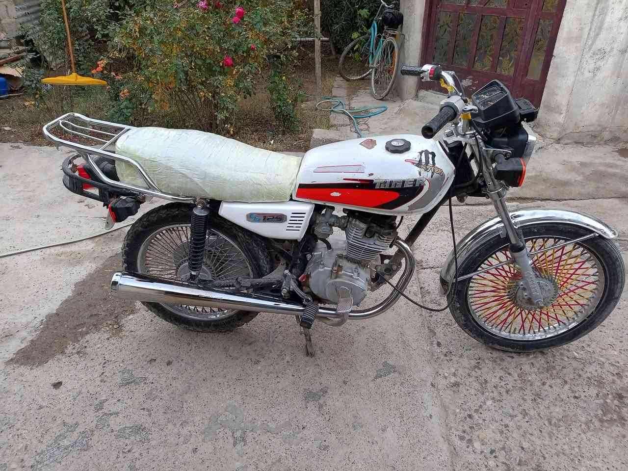 السلام عليكم شباب دراجه للبيع تايكر موديل 21 اوراق كرتونيه السعر 350وبيها مجال *********** المكان ديالى كنعان
