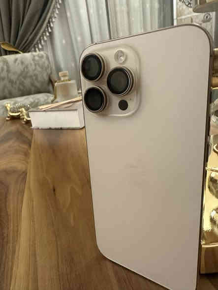 السلام وعليكم
ايفون 16 برو ماكس 256
نموذج M 
الجهاز نضافة100‎%‎
باكيتة موجود
مكاني بغداد الكرخ 
رايدة مليون و275 الف وبي مجال
شراي اتصل ***********موجود واتس اب
 من رخصة الادمن
