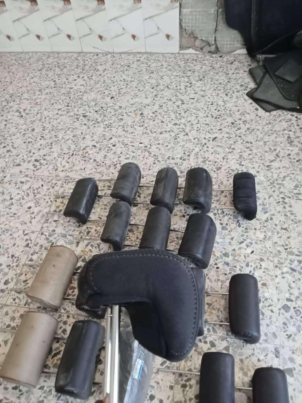 سلام عليكم
تجاوي ناصيات جلد وقماش

للبيع 

مكان بغداد

***********
