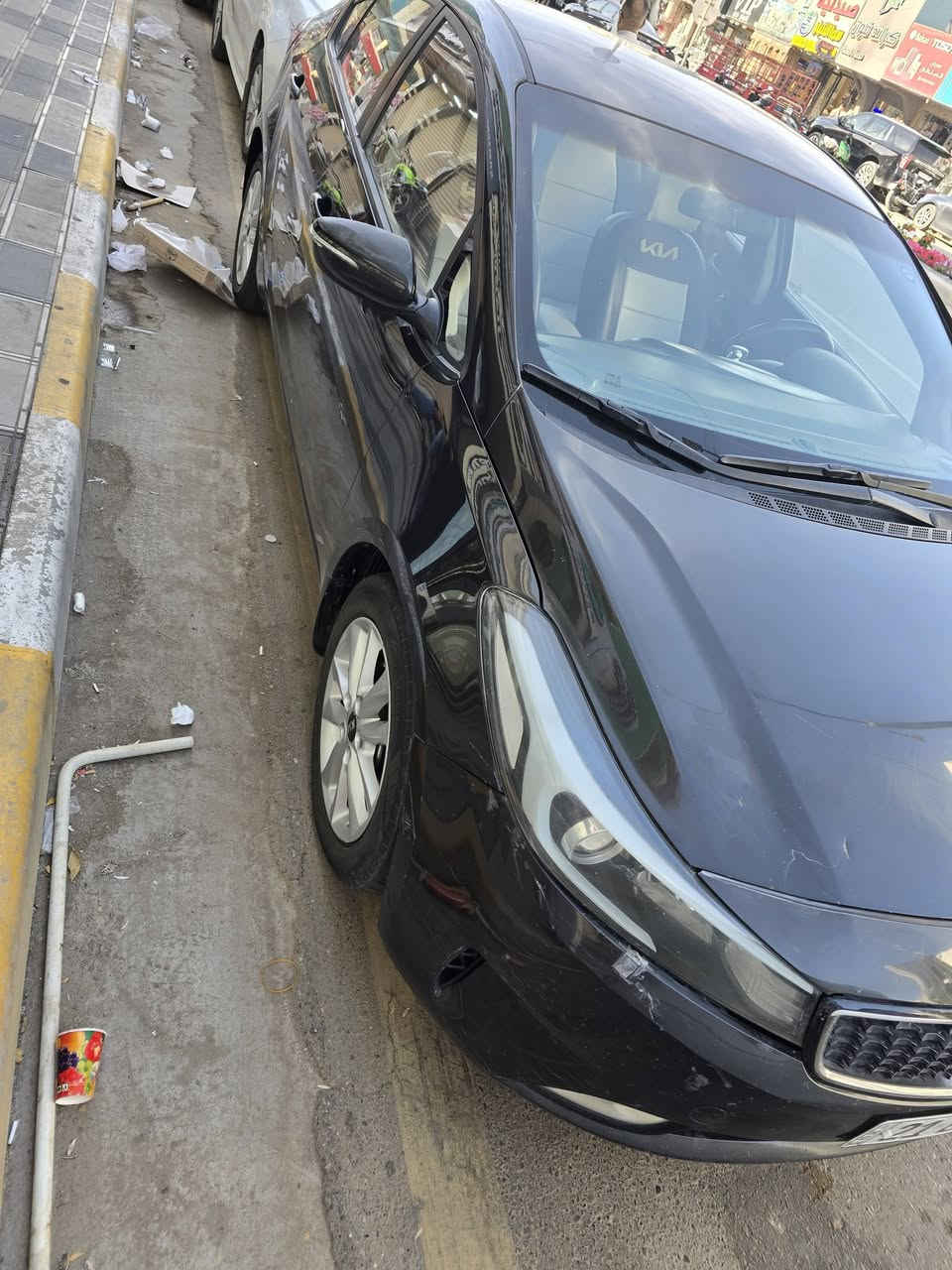 سيراتو ١٧ خليجي بيه باب
صبغ ورا سايق سياره مال بيت رقم 
شمالي وبسمي تحويل مباشر موصفات 
عاديه مكان سياره بغداد حي جهاد
***********
