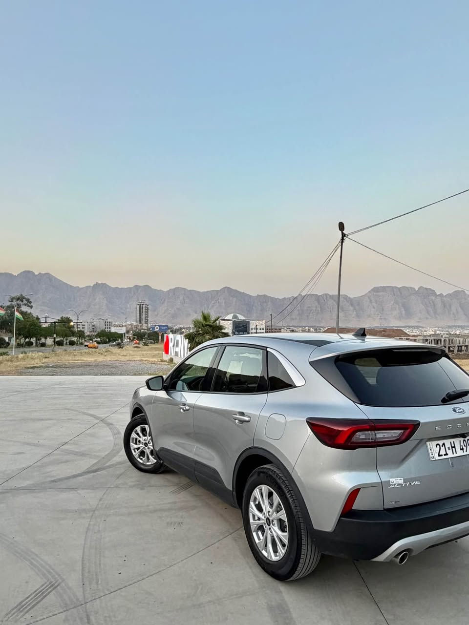 Ford escape (Active) 2023

فۆرد ئیسكەیپ مۆدێل ٢٣ 
سەیارەكە مەكینە سێ پستۆنی ١٥ ی تۆربۆیە ماڵی دۆستە بێمەسرەفە سەنەوی نوێیە بەناوی خۆمەو بێكێشەیە 
بۆیاغ پێنج پارچەی لای سەیاقی هەیە نرخیشی 138 گەڵاو معامەلەیەكی كەم . 
واتسەپ :*********** رانية, السليمانية
