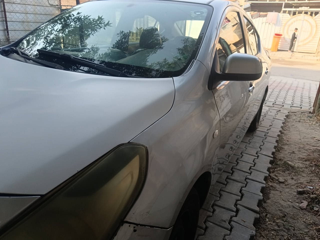 نيسان صني هندي موديل ١٦ رقم أربيل الدولي تحويل او وكاله
كير مكينه صدر تبريد باتري كله جديد
السعر ٧٣ وبيه مجال
مكاني بغداد الحسينيه
رقم ***********
والخاص مفتوح
السيارة بيه كلير بدون ضربه ولا معجون ولا تبديل جم قطعه

