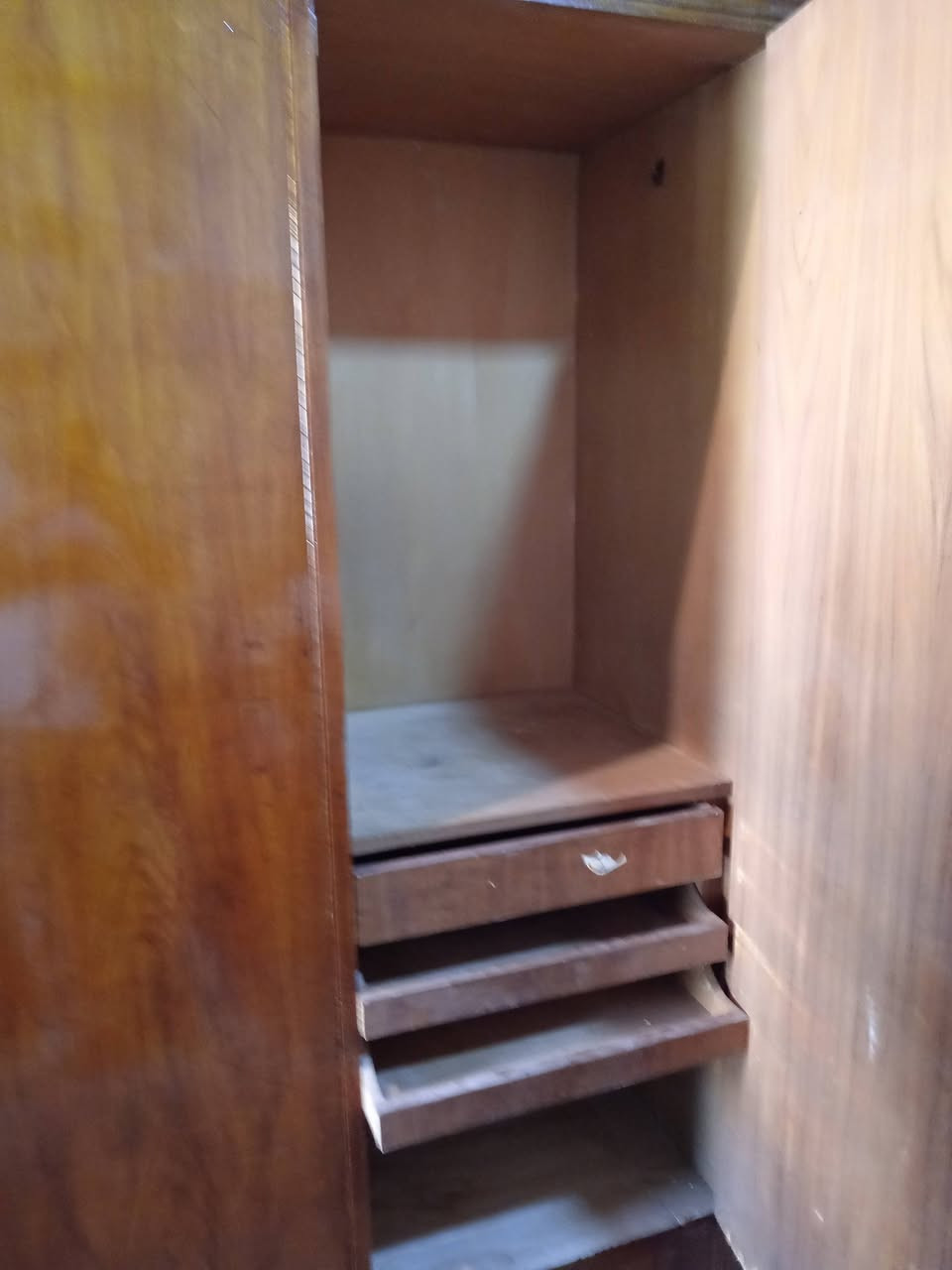 كناتير ابو السته وابو الخمسه خارج داخل صاج تكمه شغل درجه اولى


**إذا كنت صاحب هذا الإعلان وتريد حذفه لأي سبب، رجاءا أرسل رسالة إلى الدعم الفني**