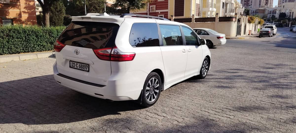 سينا للبيع
موديل 18
سعر 210 مجال
سيارة بأسمي
***********
