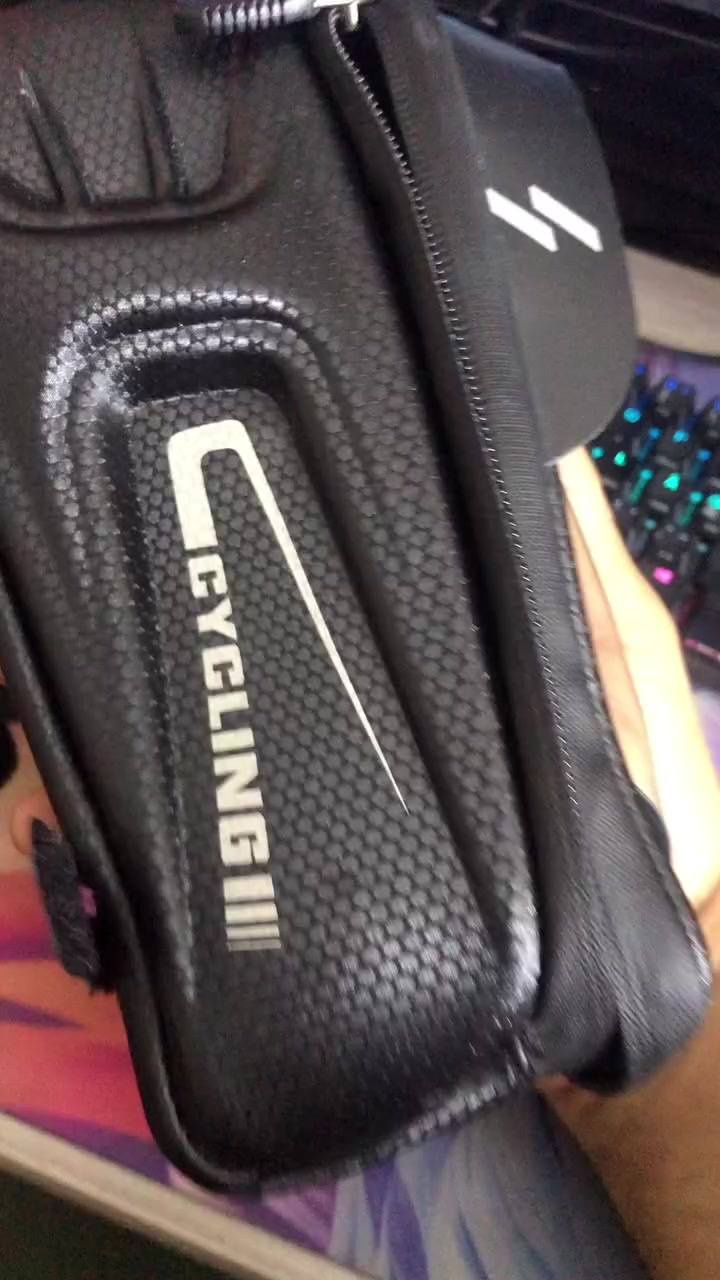 جنطه فول لمس مرتبه ومساحهً بيها خير منالله  سعر ١٧ وي توصيل


**إذا كنت صاحب هذا الإعلان وتريد حذفه لأي سبب، رجاءا أرسل رسالة إلى الدعم الفني**