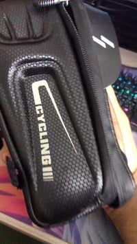 جنطة • مساحة كبيرة • توصيل