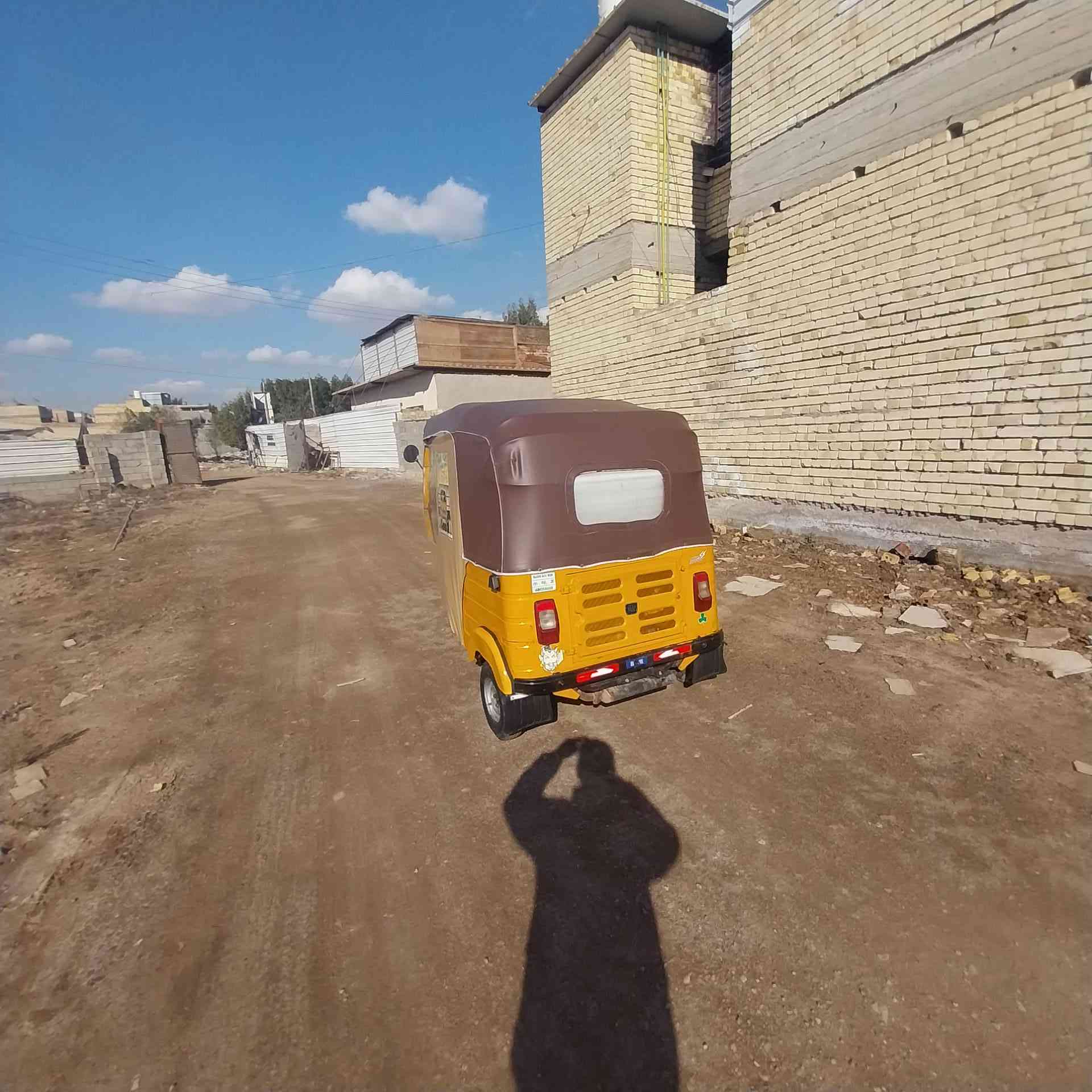 السلام عليكم تكتك موديل20رقم وسنوية تحويل ثاني يوم السعر٦٥٠٠وبيها مجال قليل***********
