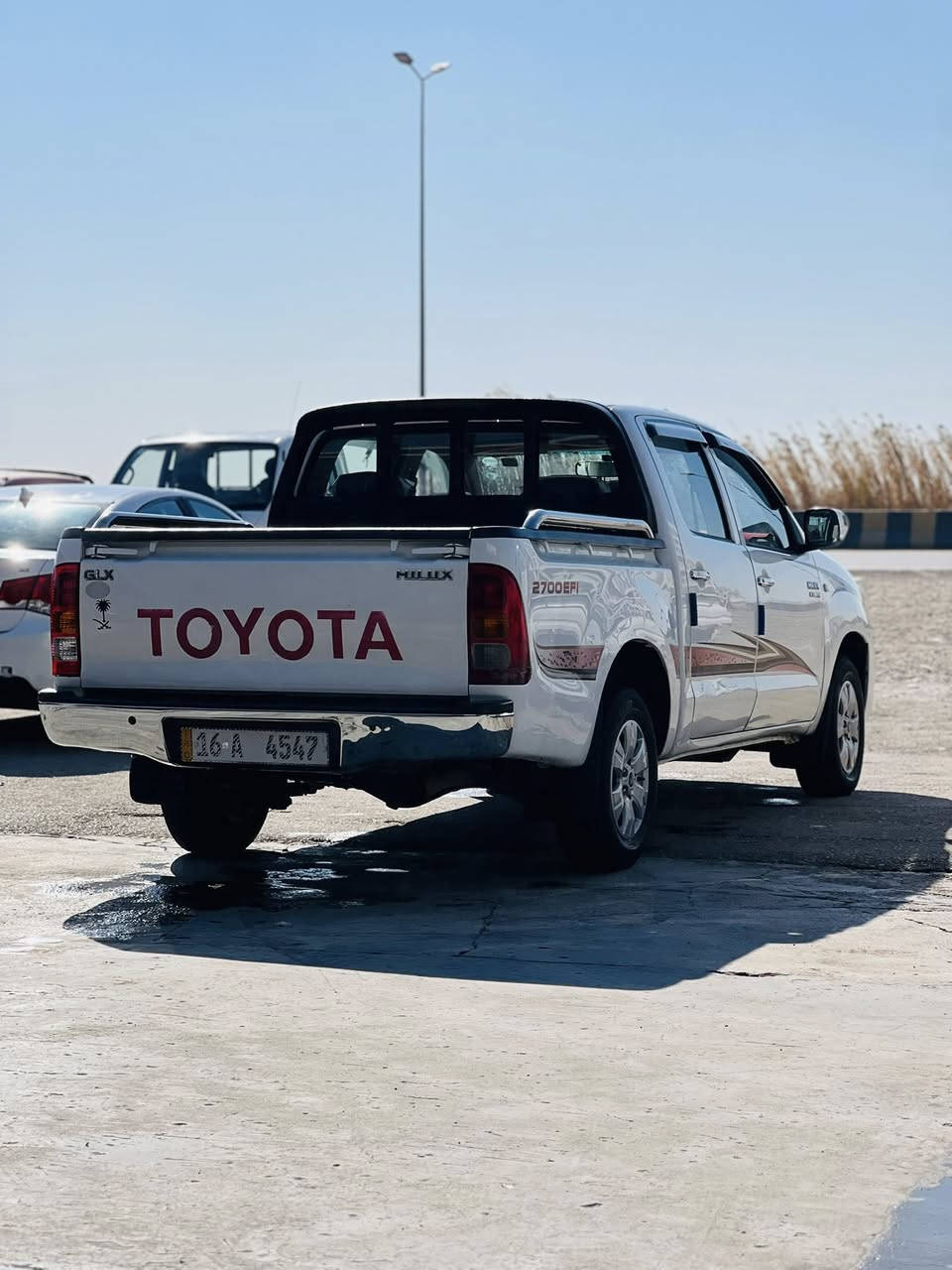 سلام عليكم
بيكم فلاونزه مديل 2009

سياره جديده   غير عادي

مكينه على بلاد

مكفوله بسمي تحويل مباشر 

تخم تاير جديد

باتري جديد

الرقم قادسيه

العنوان واسط الصويره 

الهاتف ***********

السعر 155 بيه مجال قليل
