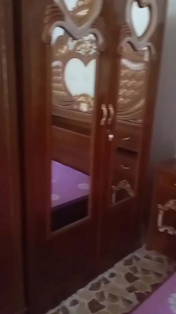 سلام عليكم غرفة للبيع تزكام نظافة 90%‏ رقم‪0787 948 5075‬‏مكان نجف حي نصر
