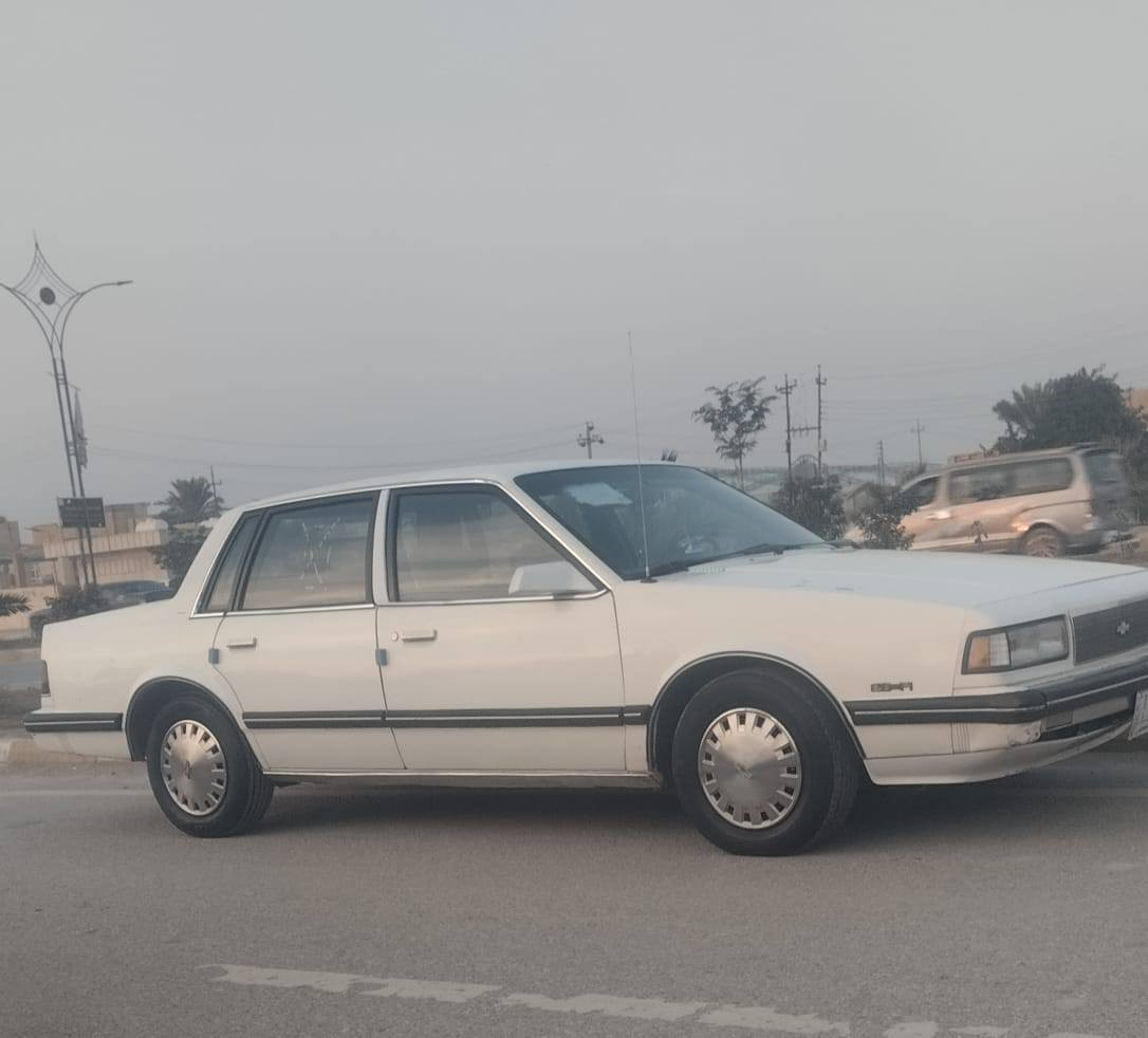 سلبرتي للبيع 1989 بلاد لا صبغ والا ظربه عل شركه مكينه گير كله بلاد مشروع وطني مداو ثاني يوم سنويه ل 29 تنتهي السعر 43 وبيه مجال  *********** إذا شراي اتصل وذا مو شراي علق بكلمه حلوه
