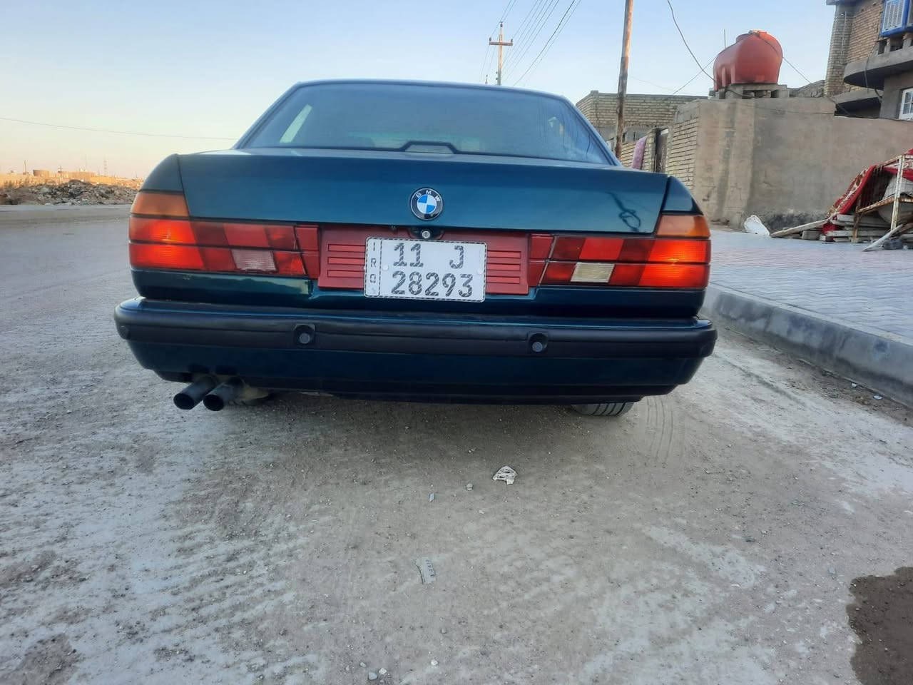 سلام عليكم بي ام دبليو موديل 91 محرك ٦ستندر كير ومحرك خير من الله تبريد ثلج تدفئه وتبريد بلكشنات حجم ٣٥ رقم بغداد سياره بأسمي الشراي يتصل علئ الرقم ***********
