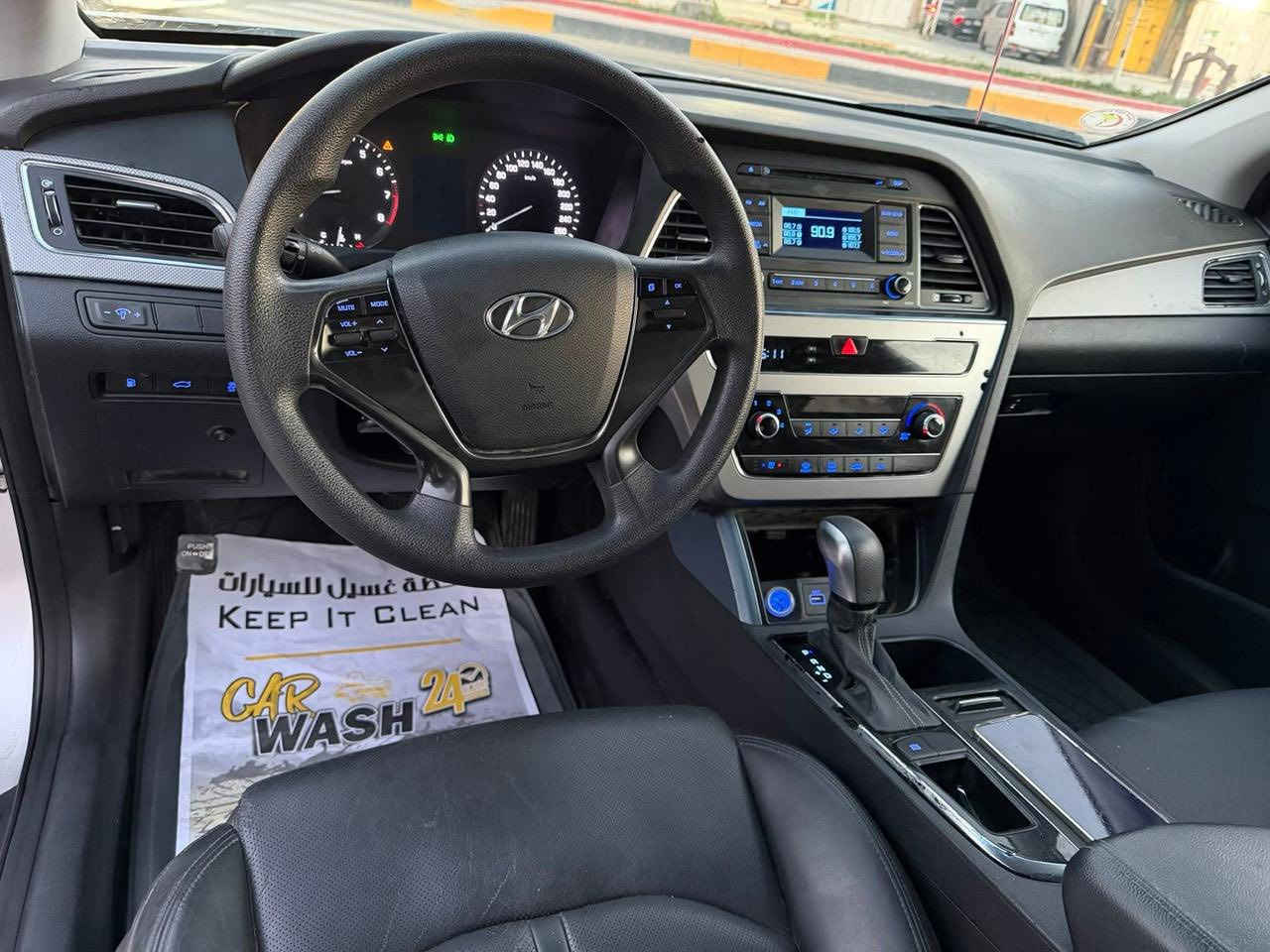 السلام عليكم 
سوناتا 2017 شرط اذا مو انظف ادوات موو قبول 
دخول جديد 
شرررط السياره زيروو ماشيه 96
السياره متومه رقم وسنويه (شغل مضبوط شرط على الشاصي)
سياره محرك غاز انسئ الصرفLPI 
كير محرك بالشرط 
تبريد تدفئه شررط
صدر تايرات شرط (ناعمه السياره كُلش)
السياره كُشن كهربائي عديد التحكم
تحكمات استيرن، آمري شفط كهربائيه، اشاير جانبيه، حساسات آماميه خلفية، بلاجكتور زنون، وبعد بيها مواصفات ...
'السيارة شركة'
مكان السيارة صلاح الدين 
السعر 62 وبيه مجال قليل 
للاستفسار
 ***********
