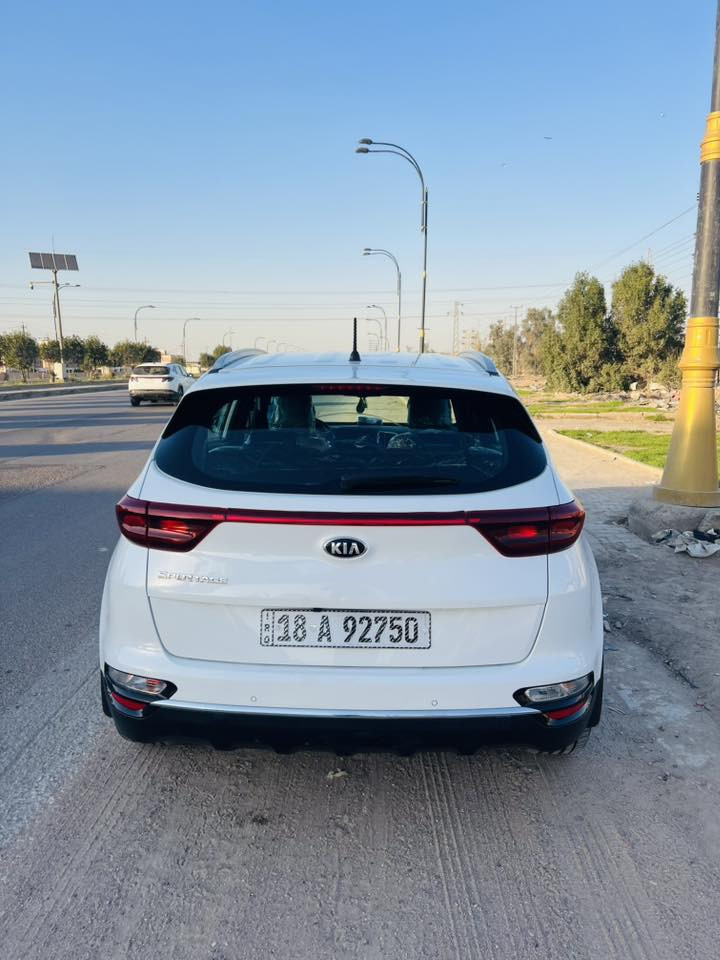 السلام عليكم
للبيع سبورتج 2020 خليجي 
مكفوله 
السياره جديده ب معنى الكلمه 
باسمنه 
جاهزه للئخير 
ماشيه ٨٩ 
مكينه كير حداديه كله جديد شركه 
مكاني حله قرب جامعة بابل 
للاسفسار الاتصال 
***********
***********
