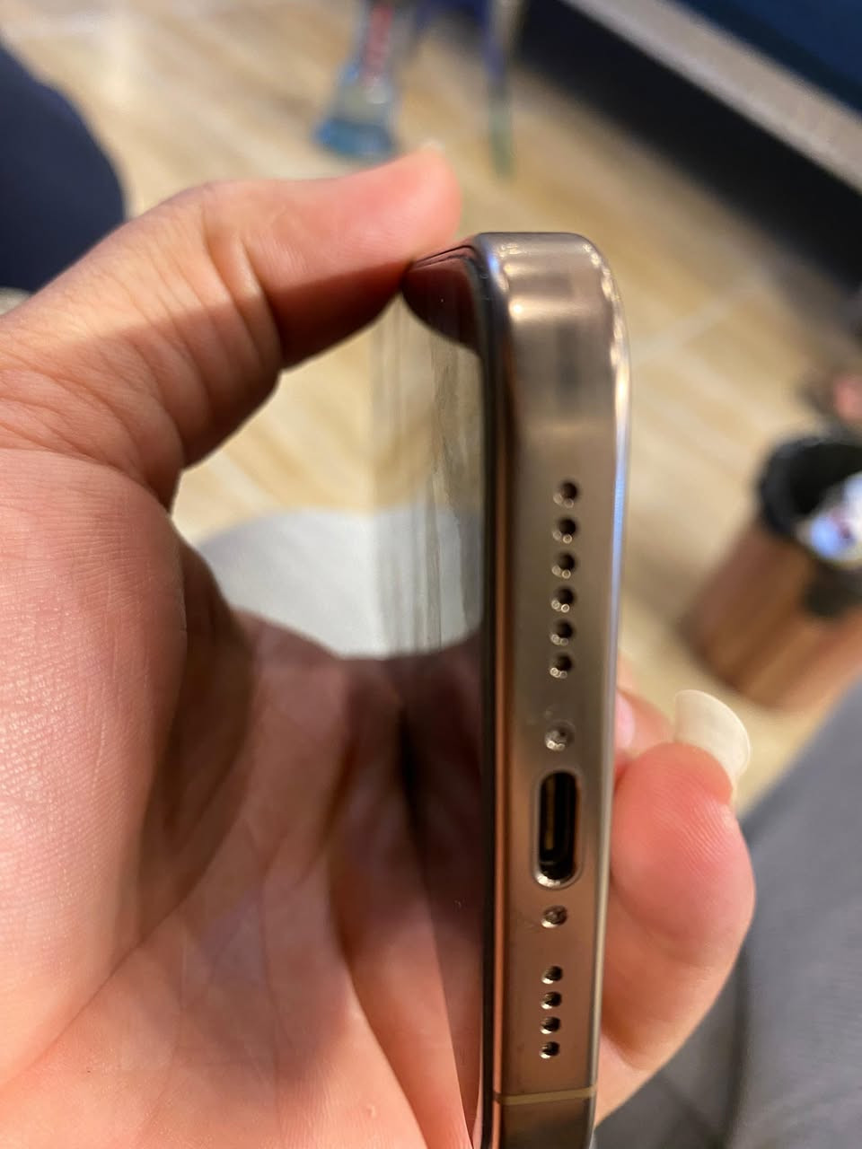 الوصف
ايفون 16 برو ماكس ذاكره 256 بعده ب الضمان الجهازبطارية ..100 
النضافه ..100/100
الجهاز مشحون ..123مره بس 
السعر - مليون و425وبي مجال العنوان البصره
الجهاز شرق اوسط 

واتساب فقط ***********
