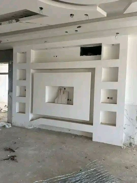 السلام عليكم 
متوفر كادر كامل ديكورات داخلية واصباغ 
شغل درجة اولى 
نشتغل بلموصل وخارج
للتواصل خاص او واتساب 
***********
