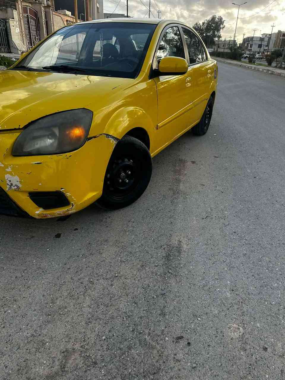 كيا ريو 2011 محرك 16 كير توماتيك 
كير ومحرك جداد صالم شهر مشدودات 
سياره كامله مابيها نواقص بس الدبلات تعبانه 
سيارة وارد امريكي جايه بضرر شاصي اربع اصابع من امريكا رقمها احمر نينوى 
غرامه صفر هيئة ماعرف شكد 
سعر 80 بيها مجال للطيبين 
مكان السيارة موصل الايمن


**إذا كنت صاحب هذا الإعلان وتريد حذفه لأي سبب، رجاءا أرسل رسالة إلى الدعم الفني**