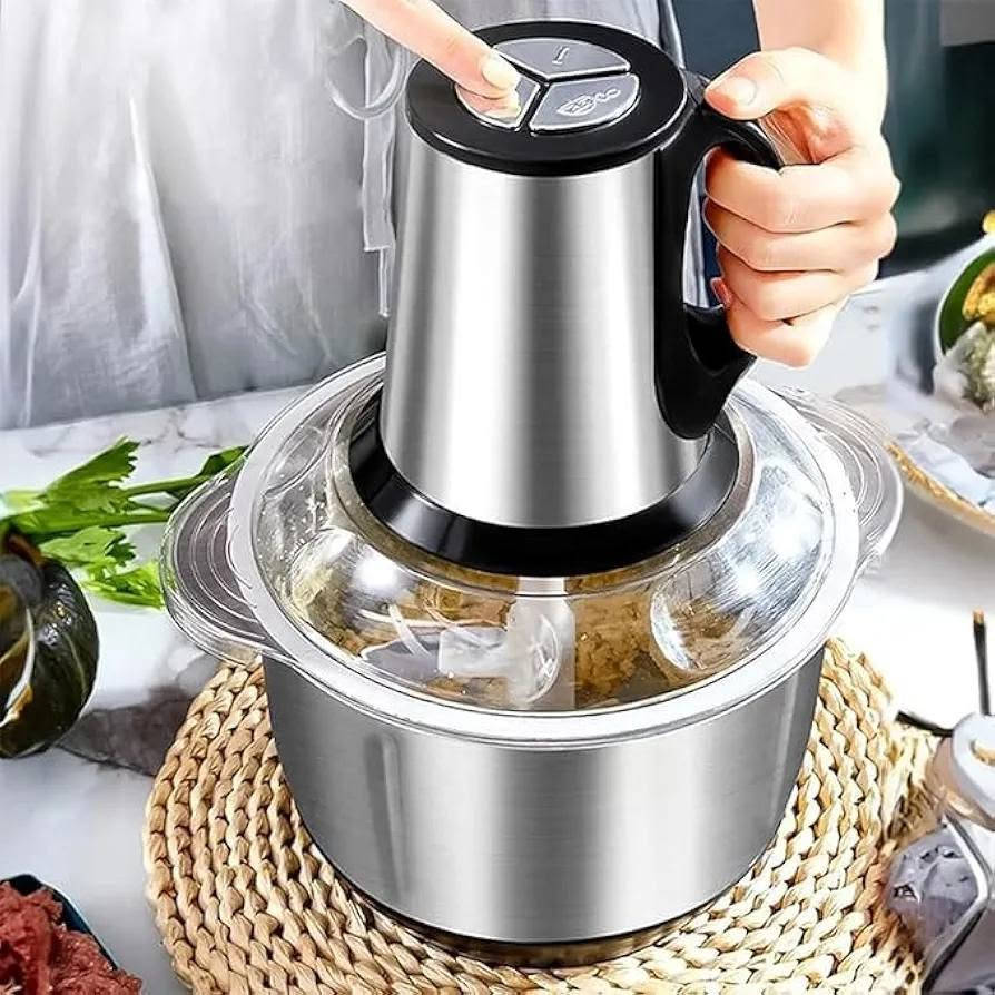 🥩🥕 چاپەر و عەسارەی کارەبایی BEST ONE 🥕🥩
✨ یاریدەدەری هەر چێشتخانەیەک!
✅ قاپی گەورەی 3 لیتر ✅ مۆتۆری بەهێزی 400 وات ✅ 100% مۆتۆری نەحاسی(مس) (Copper Motor) ✅ 3 خێرایی بۆ جۆری جیاوازی خواردن ✅ گونجاو بۆ: 🥩 گوشت 🧅 پیاز 🧄 سیر 🥕 سەوزە 🌶️ فلفل 🧀 پەنیر 🥜 گوێز و بادەم 🥚 هێلکە و زۆر شتی دیکە
💎 تیغی توند و ستیل بۆ خردکردنی خێرا و یەکسان. 🧼 پاککردنەوەی ئاسان و پارچەکان بە ئاسانی جیا دەبنەوە. 🇩🇪 کوالێتی ئەڵمانی | 🛡️ 
📍 هەزاری سەنتەری بڕیار 📍 ناونیشان: سەیدسادق – گەڕەکی حەسار 📞 ***********
هەزاری سەنتەری بڕیار– کوالێتی بەرز، نرخی گونجاو. ✨
