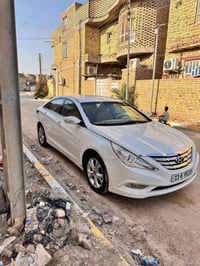 سوناتا • ٢٠١١ • مشيه ١٣٥الف