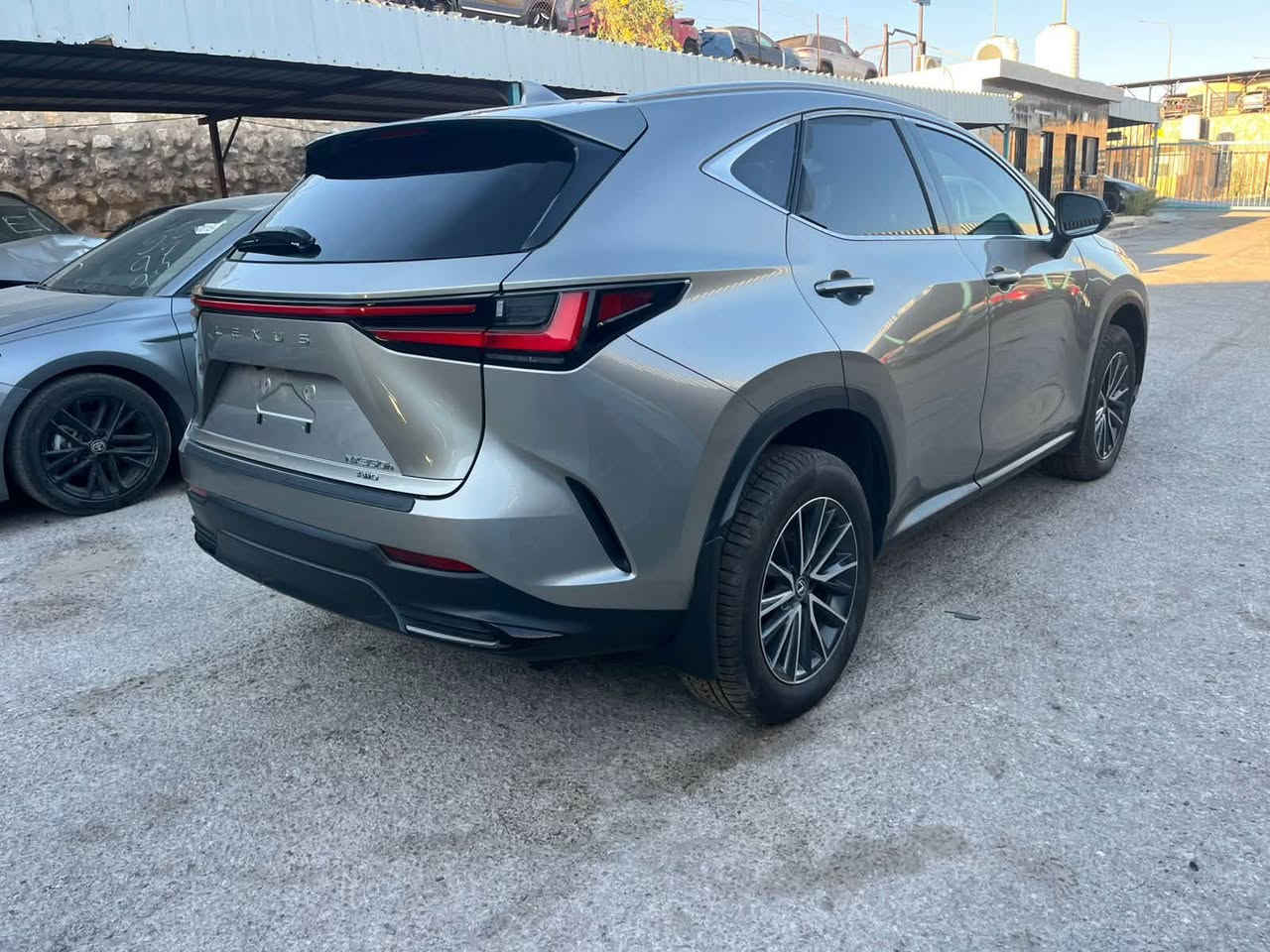 لكزز nx 2025 هايبرد
صبغ جاملغ وبنيد 
دعاميه اصليه نفس الون
سياره تدخل ع كتاب الشهداء 
السعر 220 حره بيها مجال بسيط 
ماشيه 30 الف كيلو
للاستفسار 
***********
او زياره موقع شركه الناجح بغداد حي الجامعه
