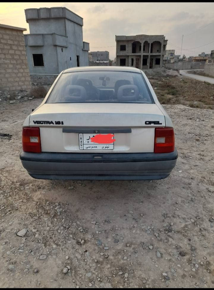 السلام عليكم للبيع اوبل فكترا 16 رقم نينوى الماني شرط الوكالة ماندل راعيها سيارة جاهزة محرك كير شرط صدر كهربائيات توايرشرط بدون خياس وضع شركة تدفئة 🔥 سيارة مال جناي السعر 33 وبيها مجال التصال ***********
