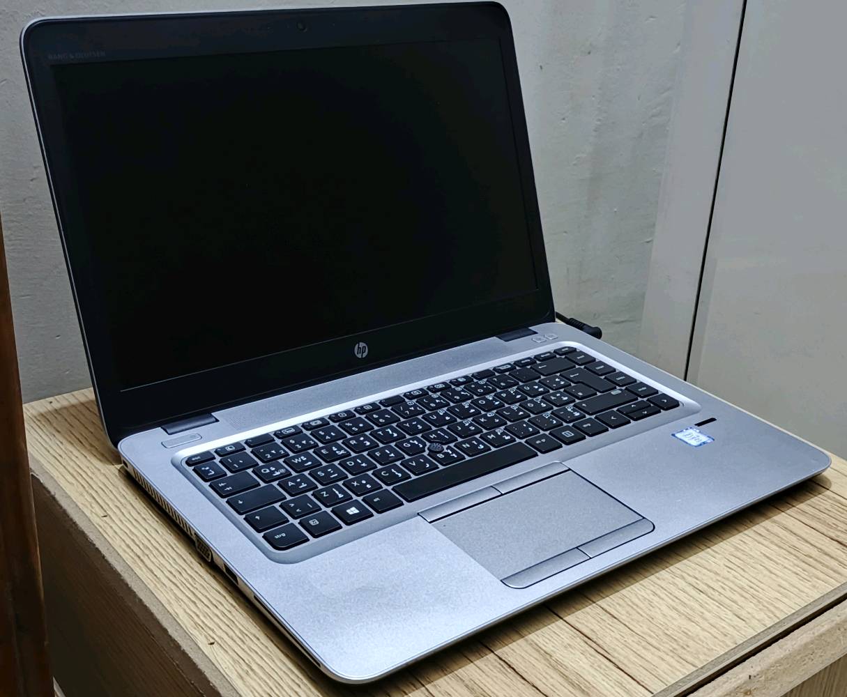 
تخفيضات!!! 
بيع عاجل – HP EliteBook 840 G3
💻 جهاز أعمال الفاخرة متين وسريع، مناسب للعمل، الدراسة، والأمن السيبراني
✨ نظيف جداً 98% – مستخدم شهرين فقط
🔋 بطارية جديدة + شاحن أصلي
⚡ Intel Core i5، RAM 8GB، SSD 256GB، HD Graphics
🖥 شاشة HD، سماعات BANG & OLUFSEN، منافذ شاملة USB-C، DisplayPort، VGA، LAN
💰 السعر: 225 دينار عراقي |  بغداد – الزعفرانية
📞 تواصل: ***********

