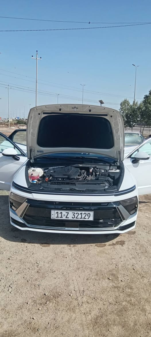 سلام عليكم ورحمة الله من رخصه لادمن سوناته ٢٤ فول حدث موضح بل منشور بدوان داخل بدون صبغ تبديل جمالغ نفس الوان ماشيه ٢٢ميل سياره خير من الله قم بغداد حره مدور ثاني سعر ٢٢٠وبيه مجال الشري وتساب موجواد *********** مكان سياره كربلاء
