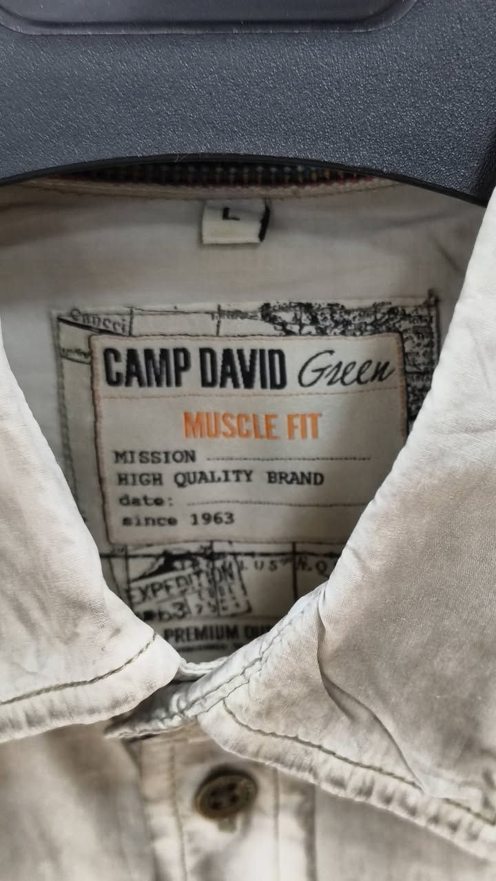 تيشيرت وكالة ماركة CAMP DAVID
نظافة 💯  غير مستخدم
قياس L
عرض القميص 59 سم
السعر 20 الف
متوفر توصيل 5 🚗


**إذا كنت صاحب هذا الإعلان وتريد حذفه لأي سبب، رجاءا أرسل رسالة إلى الدعم الفني**