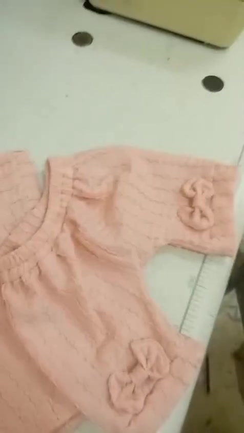 ترنج العيد بنوتاتي اويي 🦋
متوفر مقاسات 
حديث ولادة
0-3
3-6
6-9
سنه
سعره 220✨


**إذا كنت صاحب هذا الإعلان وتريد حذفه لأي سبب، رجاءا أرسل رسالة إلى الدعم الفني**