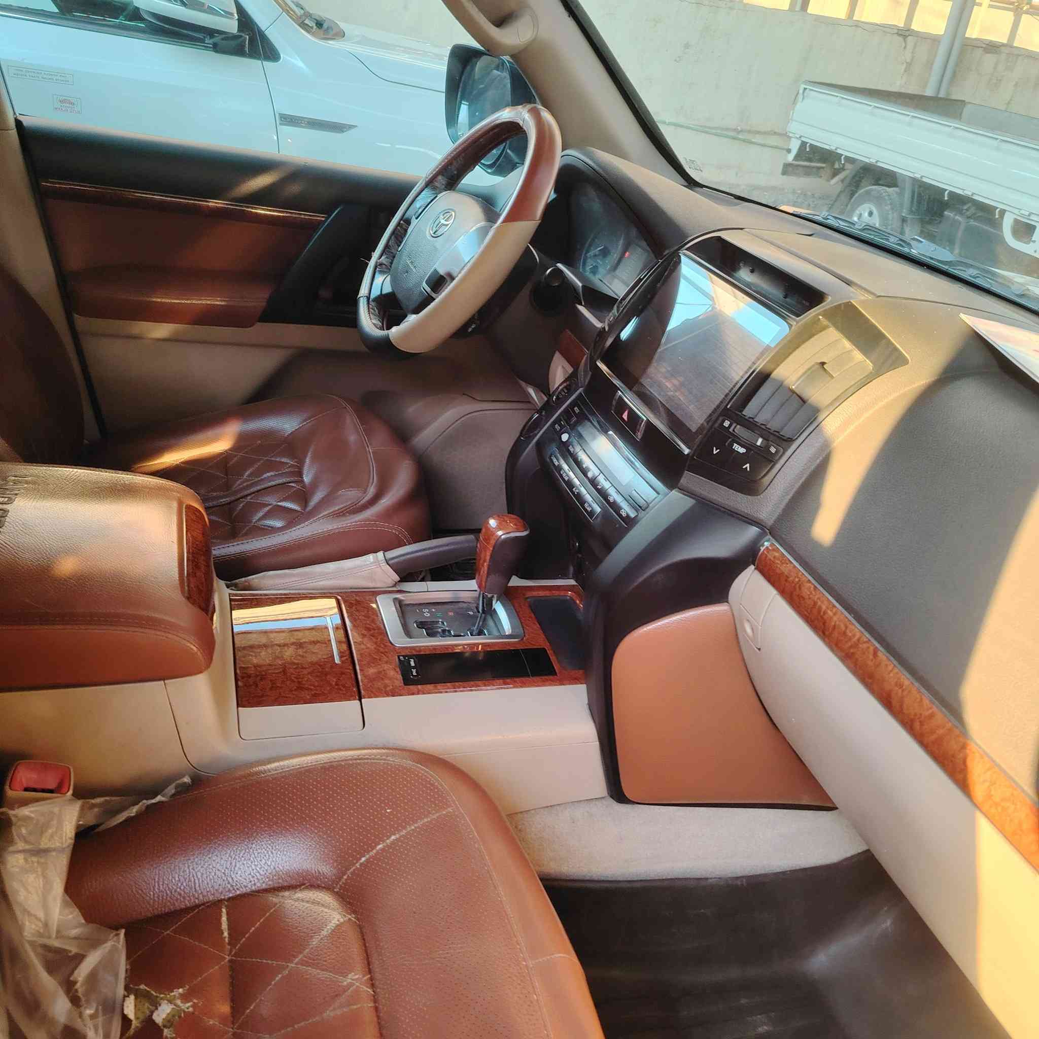 السلام عليكم
لاندكروزر ٢٠١٥
فطيم اصل
مكفوله كفاله عامه من كلشي
صبخ تبديل فتح مكفوله حتى الدعاميات
بيه اصبع بارد فقط
رقم بغداد نكليزي تحويل مباشر
كير محرك حداديه تبريد تدفئه كله شركه
ماشيه ١٤٩ الف
تراي شرط زيرو
السونار مرفق في المنشور
السعر ٤١٥ بيه مجال
بابل جبله ***********/ ***********
