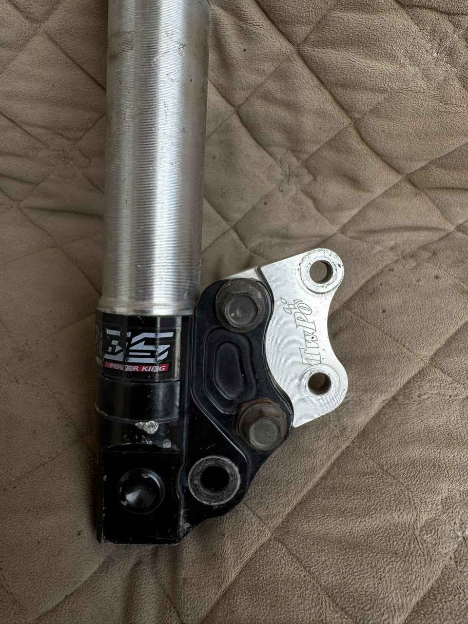 سلام عليكم للبيع تزويد ماكس عدله كله اصلي
شيال RGS 🔥

صدر RGS🔥

دبل خلفي RBM🔥

قطرهNCY🔥

فلنجه رياضي🔥

غراض كلش نضيفات ومرتبات وكلهن ماركات معروفه وقويه 

كلمن وسعره السعر خاص . مكاني بابل مركز المدينه *********** هذا رقمي بي واتساب🩵
