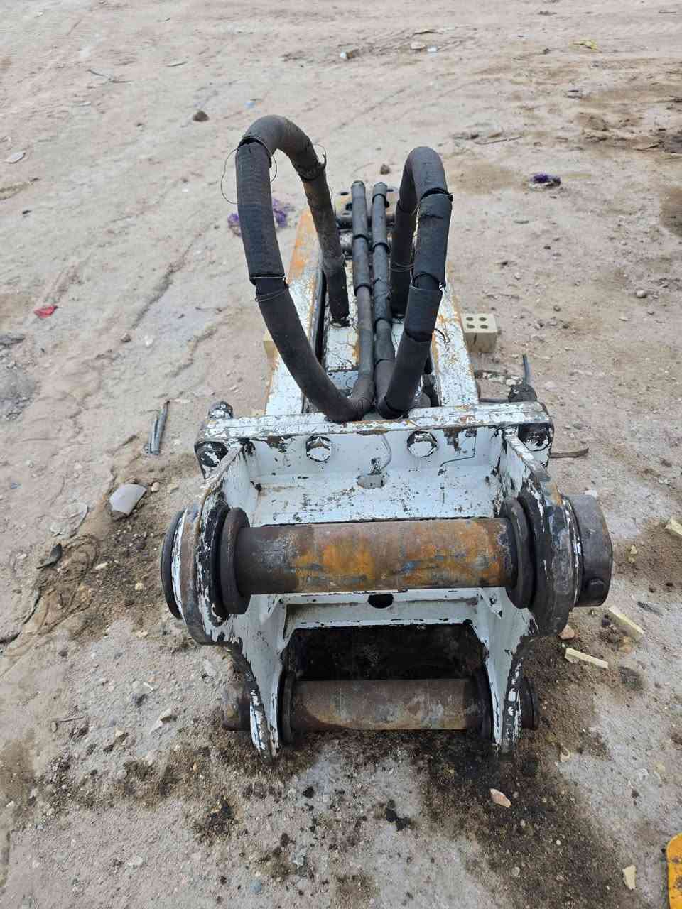 نقار حفاره للبيع جديد تصال ***********
