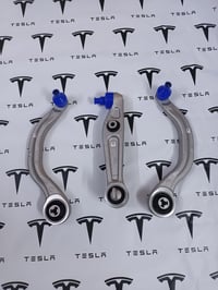 مكتب السند لقطع غيار سيارت تسلا  قطع غيار صدر تسلا y 3 اصلي وتجاري 077...