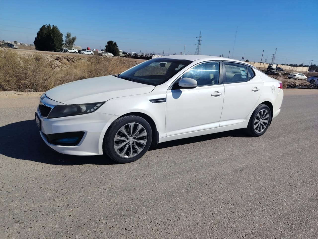 سلام عليكم 
اوبتماا 2011  خليجي 
كير محرك حداديه مكفولات تخم تاير جديد 
السعر 92 بيه مجال الشراي ويدلل مال جناي جاهزه 
رقم اربيل بسمي تحويل ثاني يوم 
مكينه دوش المرغوب كير 6 نمر شفتات سترين 
تبريد قطعتين داخل بيجي سياره جاهزه من كلشي 
مكاني بابل *********** الاستفسار 👍 
بيه جاملغ خلفي فقط وبيه رشات إثر تكشير 
قماره تكم كفاله بجم كبس
