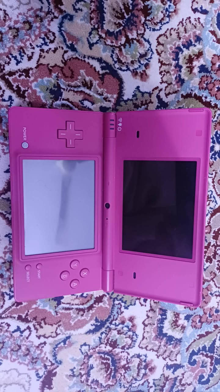 للبيع
DSi pink
مهكر ٣٢ رام
شاحنه و قلم معه
٨٥ الف
توصيل موجود


**إذا كنت صاحب هذا الإعلان وتريد حذفه لأي سبب، رجاءا أرسل رسالة إلى الدعم الفني**