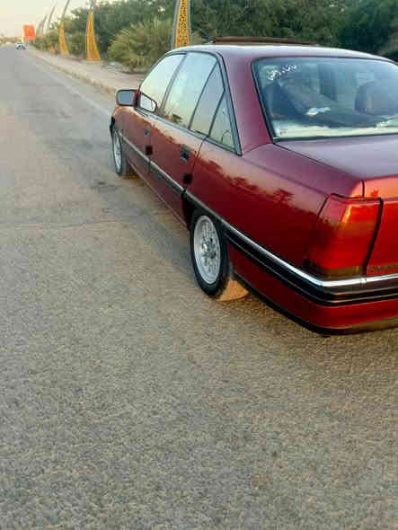 اوميكا ٩٢محرك ٢٠٠٠ كير عادي تبريد سنويه وهزه جديده رقم انبار وصبغ جماليه السعر ٥٥ الرمادي جويبه***********
