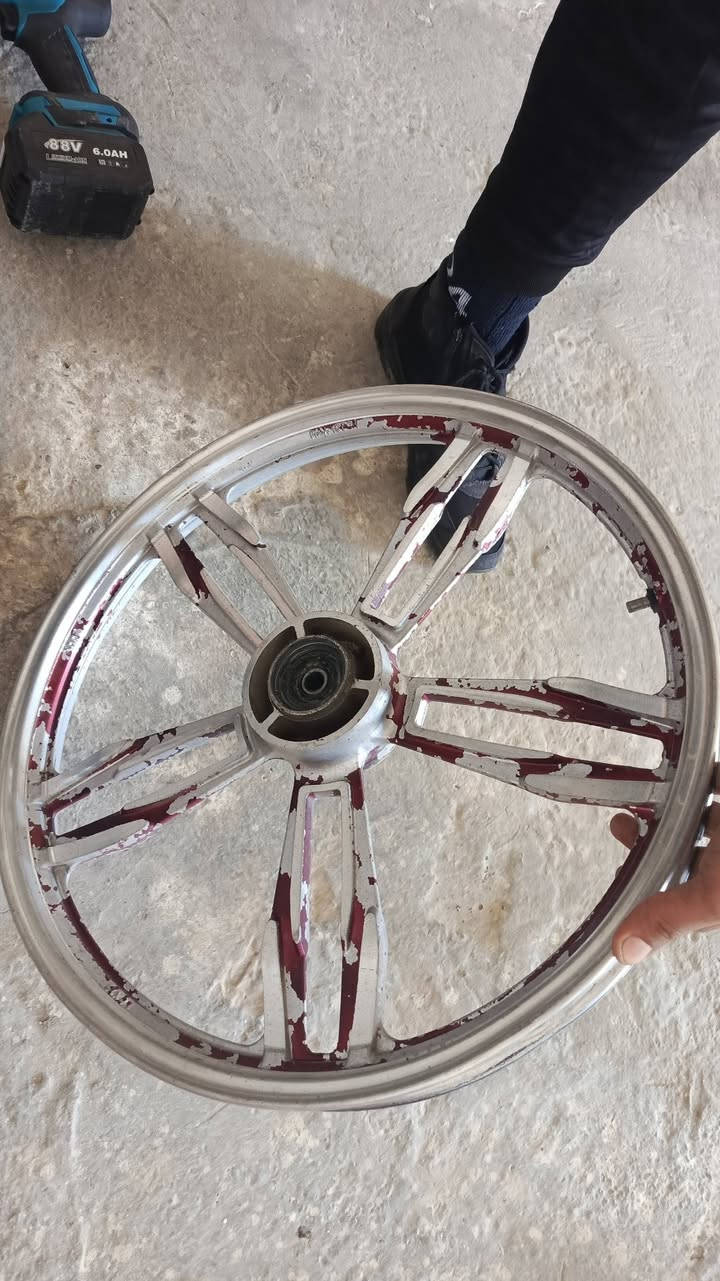 كور نضيف حيل وبلادي وزوج وياله امامي وخلفي نضيفات للبيع
القطعه علـّۓ. 25 الف
مكان ابوغريب زيدان
***********
***********
